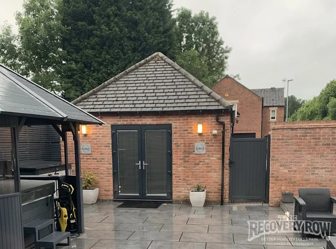 the recovery row clinic front outside nottingham gedling